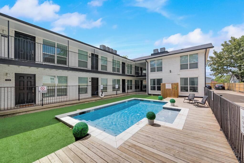 The Classic • Near Knox Henderson Dallas Exterior photo